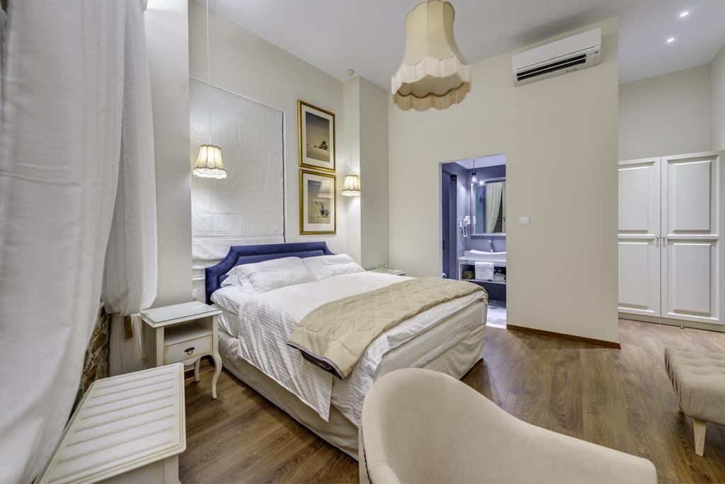 1844 Suites Syros Ермополи Екстериор снимка