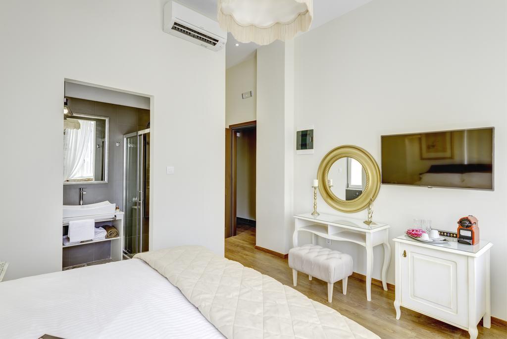 1844 Suites Syros Ермополи Екстериор снимка