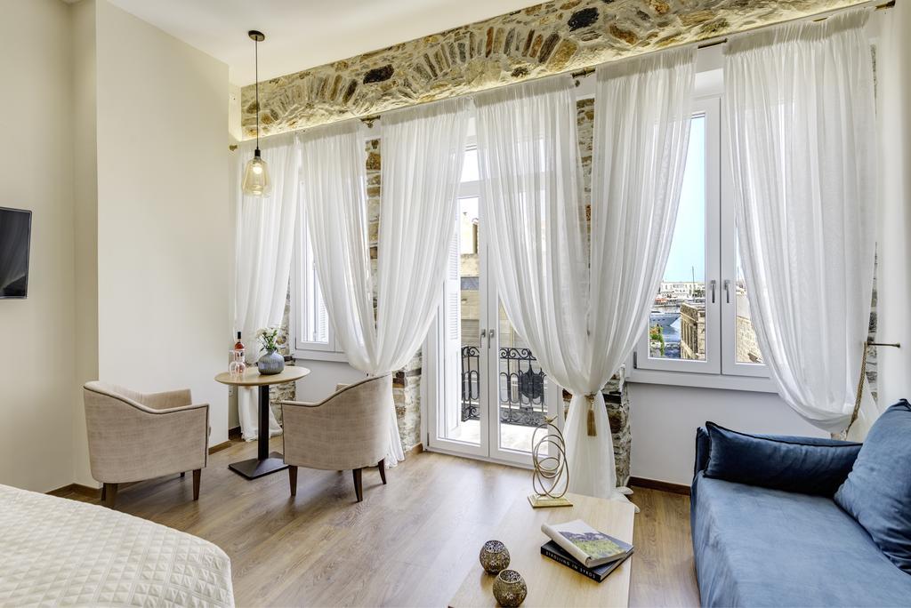 1844 Suites Syros Ермополи Екстериор снимка